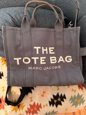 Marc Jacobs The Tote Bag -
